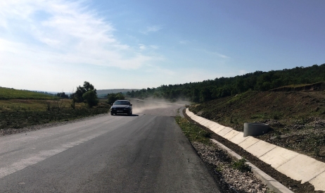 Drumul de 29 milioane lei a lui Gamrețchi se umple cu gropi