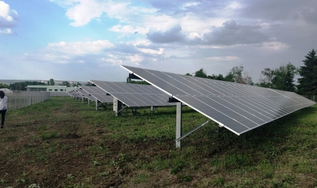 20 de hectare de teren pentru cel mai mare parc de panouri solare din Moldova